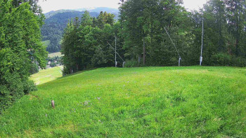 Prostřední část sjezdovky a snowpark