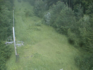 Skiareál Troják - Kamera na svahu B, nástup vleku - 27.6.2025 v 10:29