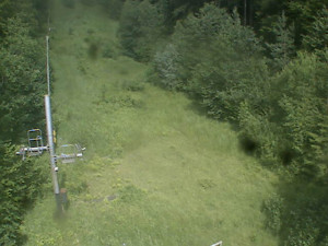 Skiareál Troják - Kamera na svahu B, nástup vleku - 27.6.2025 v 10:39