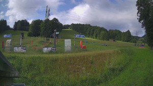 Skiareál Lázeňský vrch - Sjezdovka - 17.6.2025 v 07:49