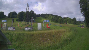 Skiareál Lázeňský vrch - Sjezdovka - 17.6.2025 v 08:14