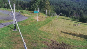 Skiareál Troják - Otočná kamera, svah A - 27.6.2025 v 06:30