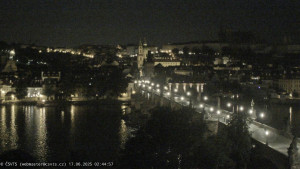 Město Praha - Pražský hrad, Karlův most, Vltava - 17.6.2025 v 02:45