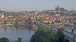 Město Praha - Pražský hrad, Karlův most, Vltava - 17.6.2025 v 05:45