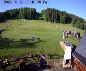 Skiareál Horní Podluží - Nástupní stanice vleků Horní Podluží - 23.5.2025 v 06:45