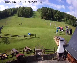 Skiareál Horní Podluží - Nástupní stanice vleků Horní Podluží - 23.5.2025 v 08:45
