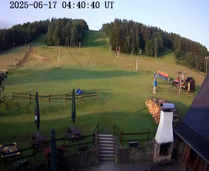 Skiareál Horní Podluží - Nástupní stanice vleků Horní Podluží - 17.6.2025 v 05:45