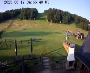 Skiareál Horní Podluží - Nástupní stanice vleků Horní Podluží - 17.6.2025 v 06:00