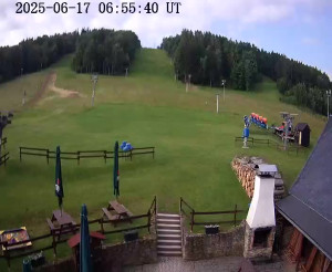 Skiareál Horní Podluží - Nástupní stanice vleků Horní Podluží - 17.6.2025 v 08:00