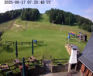 Skiareál Horní Podluží - Nástupní stanice vleků Horní Podluží - 17.6.2025 v 08:30