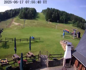 Skiareál Horní Podluží - Nástupní stanice vleků Horní Podluží - 17.6.2025 v 09:00