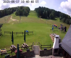 Skiareál Horní Podluží - Nástupní stanice vleků Horní Podluží - 17.6.2025 v 11:45