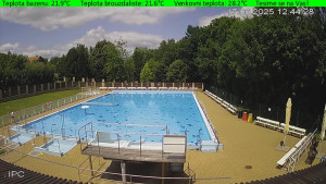 Koupaliště Osíčko - Hlavní bazen - 17.6.2025 v 12:45