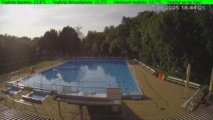 Koupaliště Osíčko - Hlavní bazen - 17.6.2025 v 18:45