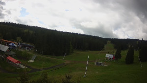 Skiareál Klínovec - Sjezdovka Pařezovka, lanovka CineStar Express - 23.5.2025 v 09:45