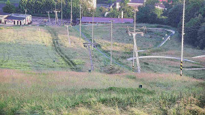 Skiareál Hlubočky - Horní část sjezdovky skiareálu Hlubočky - 17.6.2025 v 05:55