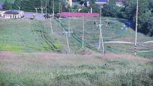 Skiareál Hlubočky - Horní část sjezdovky skiareálu Hlubočky - 17.6.2025 v 07:55