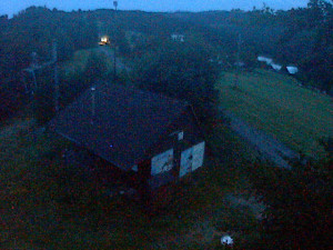Skiareál Troják - Kamera na svahu B, horní stanice - 27.6.2025 v 04:09