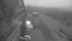 Sporthotel Kurzovní - Parkoviště a hlavní vchod - 17.6.2025 v 04:15