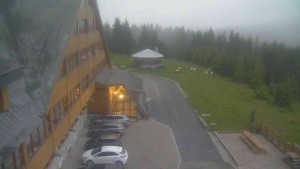 Sporthotel Kurzovní - Parkoviště a hlavní vchod - 17.6.2025 v 04:30