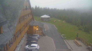 Sporthotel Kurzovní - Parkoviště a hlavní vchod - 17.6.2025 v 04:35
