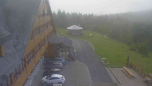 Sporthotel Kurzovní - Parkoviště a hlavní vchod - 17.6.2025 v 05:45