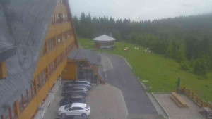 Sporthotel Kurzovní - Parkoviště a hlavní vchod - 17.6.2025 v 06:00
