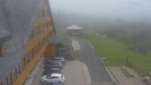 Sporthotel Kurzovní - Parkoviště a hlavní vchod - 17.6.2025 v 07:30