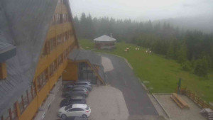 Sporthotel Kurzovní - Parkoviště a hlavní vchod - 17.6.2025 v 08:20