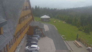 Sporthotel Kurzovní - Parkoviště a hlavní vchod - 17.6.2025 v 08:30