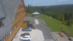 Sporthotel Kurzovní - Parkoviště a hlavní vchod - 17.6.2025 v 14:55