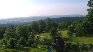 Chata Myslivna SKP Olomouc - Pohled do krajiny - 17.6.2025 v 07:00