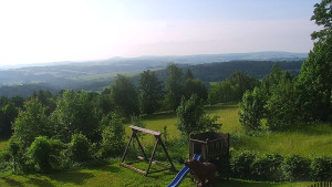 Chata Myslivna SKP Olomouc - Pohled do krajiny - 17.6.2025 v 07:30