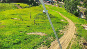 Skiareál Karolinka  - Spodní část sjezdovky skiareálu Karolinka - 17.6.2025 v 17:46
