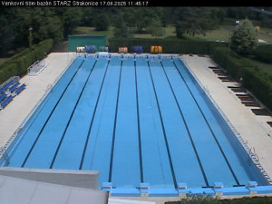 Koupaliště Strakonice - Venkovní bazén - 17.6.2025 v 11:45