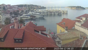 Hvar - Přístav Hvar - 17.6.2025 v 06:15
