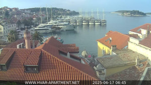 Hvar - Přístav Hvar - 17.6.2025 v 06:45