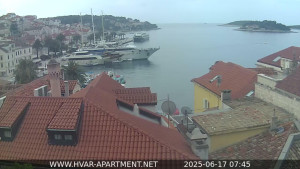 Hvar - Přístav Hvar - 17.6.2025 v 07:45
