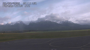 Letiště Poprad-Tatry - Panorama Výsokých Tater - 20.5.2025 v 06:30