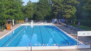 Koupaliště Bystřice pod Hostýnem - Bazén - 17.6.2025 v 07:45