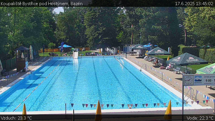 Koupaliště Bystřice pod Hostýnem - Bazén - 17.6.2025 v 13:45 Koupaliště Bystřice pod Hostýnem - Bazén - 17.6.2025 v 13:45