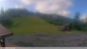 Ski areál Razula - Dolní část sjezdovky - 17.6.2025 v 08:45