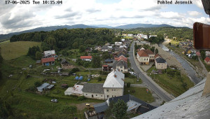 Obec Mikulovice - Pohled na Jeseniky - 17.6.2025 v 11:15