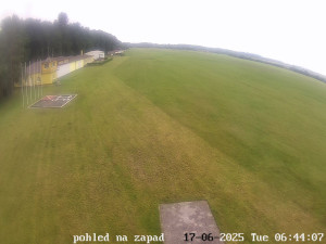 Letiště Břeclav - Areál letiště - 17.6.2025 v 06:45