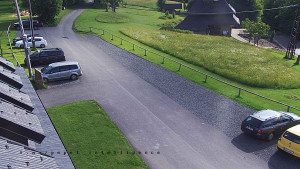 Horský hotel Čarták na Soláni - Hotel Čarták – parkoviště - 17.6.2025 v 08:25