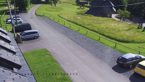 Horský hotel Čarták na Soláni - Hotel Čarták – parkoviště - 17.6.2025 v 08:40