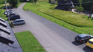 Horský hotel Čarták na Soláni - Hotel Čarták – parkoviště - 17.6.2025 v 09:20