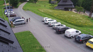 Horský hotel Čarták na Soláni - Hotel Čarták – parkoviště - 17.6.2025 v 11:05