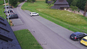 Horský hotel Čarták na Soláni - Hotel Čarták – parkoviště - 17.6.2025 v 15:25