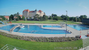 Městská plovárna Louka - Bazén - 17.6.2025 v 08:15